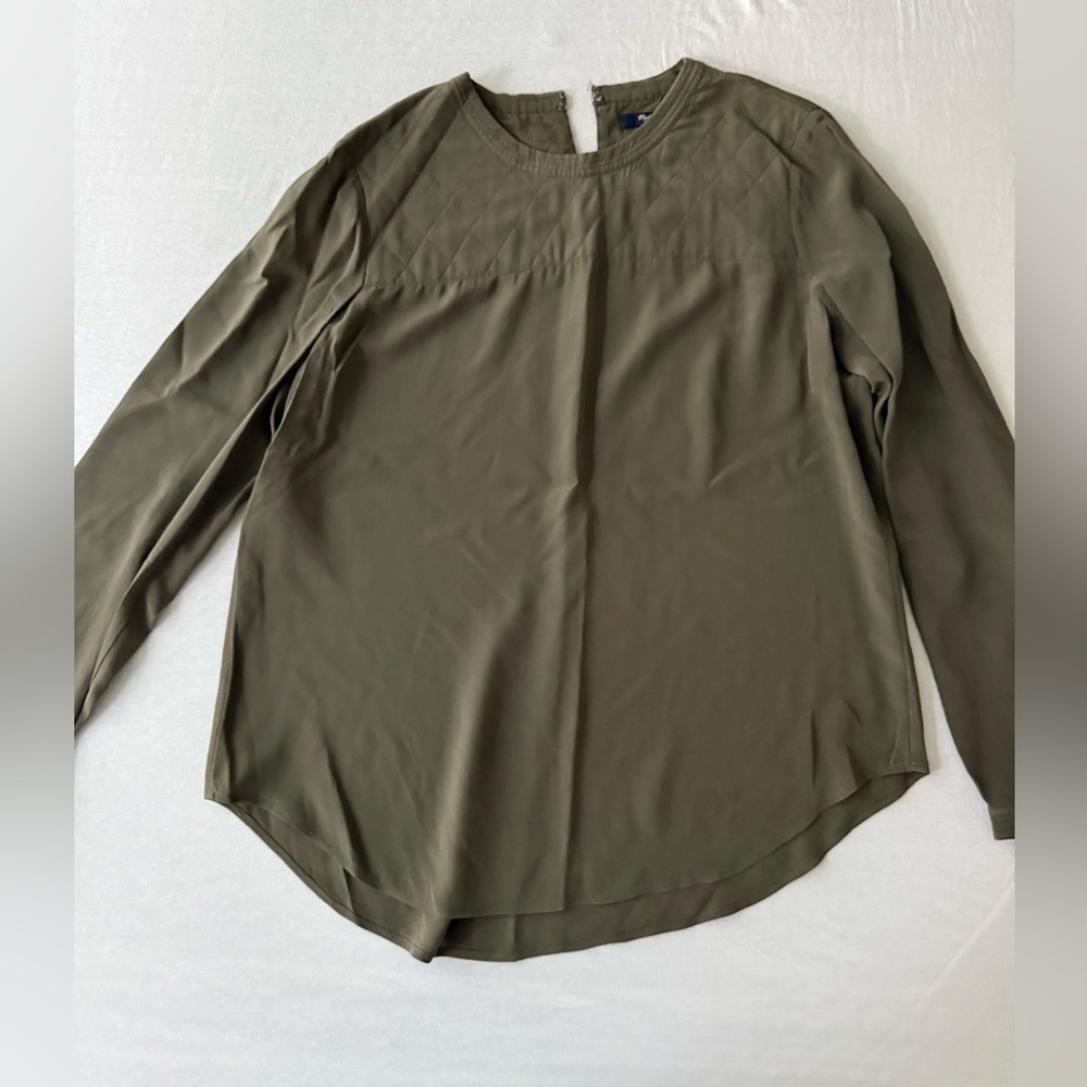 Madewell 100% Silk Quilted Olive Blouse Large